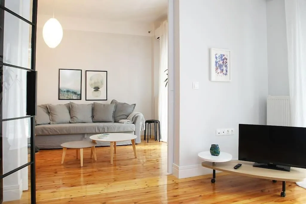 Apartment Nat'S Place Friends & Family Thessaloniki Next To Metro Greece